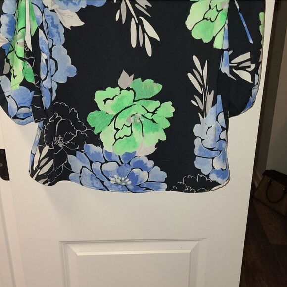 Rafella Floral Spring Blouse - Picture 8 of 9